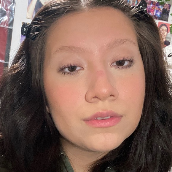 Meet your Posher, Dani - Picture 1 of 1